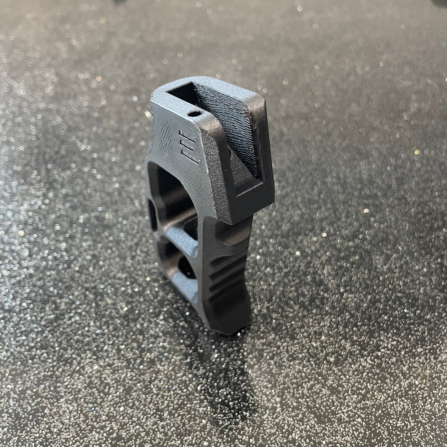 Skeletonized AR Grip